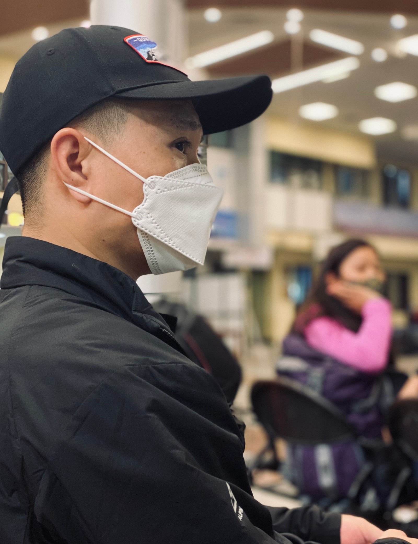 必一体育官网孙义全四登珠峰！抵达尼泊尔首都加德满都