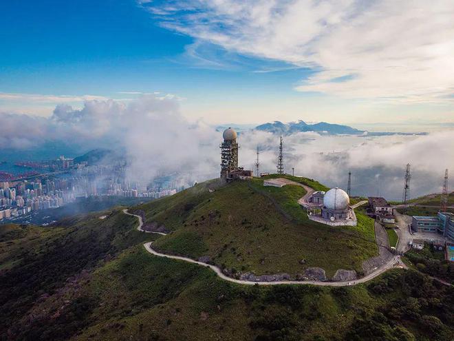 香港必一体育官网之巅｜迎新2024香港跨年徒步登山大会