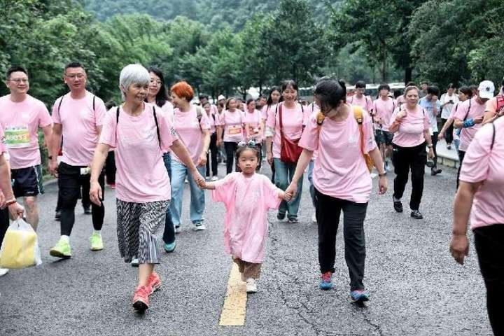 世界遗产 金佛传承 —必一运动官网—2024中国健身名山·第九届金佛山登山赛圆满落幕(图10)