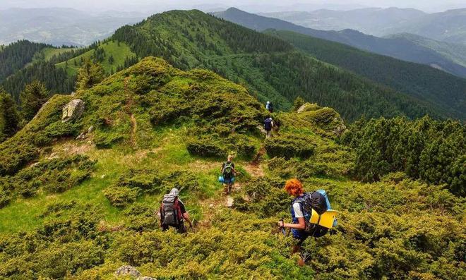 必一体育官网2024年登山新守则！新驴、老驴皆学习……(图6)