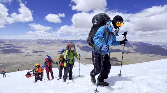 慕士塔格峰登山季开必一体育官网启！16支队伍340余人将挑战登顶(图3)