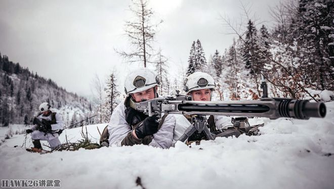 必一运动官网奥地利陆军冬季山地作战训练 采用特殊登山装备 机枪手负担最重(图3) 必一运动官网奥地利陆军冬季山地作战训练 采用特殊登山装备 机枪手负担最重(图3)