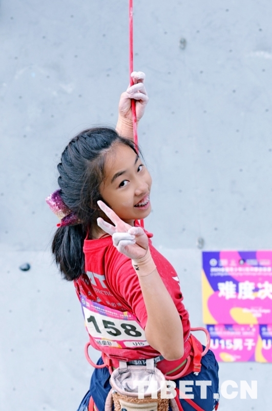 必一运动官网2024全国青少年U系列攀岩联赛(西藏林芝站)完赛(图3) 必一运动官网2024全国青少年U系列攀岩联赛(西藏林芝站)完赛(图3)