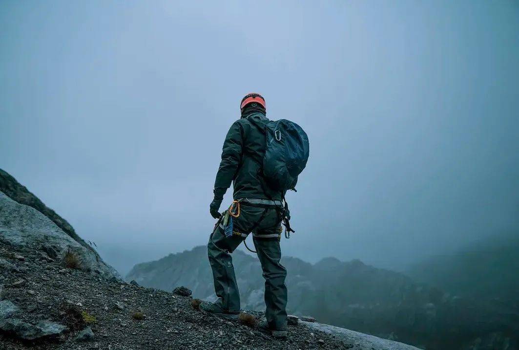 氪金玩命的登山消费新中产必一运动(图11) 氪金玩命的登山消费新中产必一运动(图11)