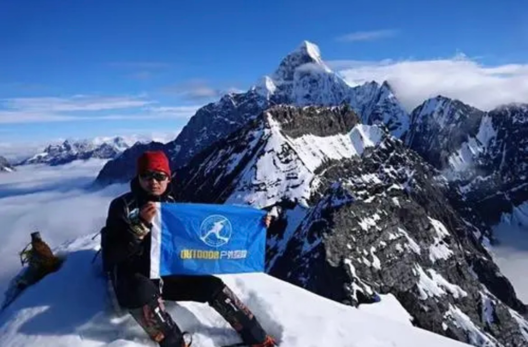 氪金玩命的登山消费新中产必一运动(图21) 氪金玩命的登山消费新中产必一运动(图21)