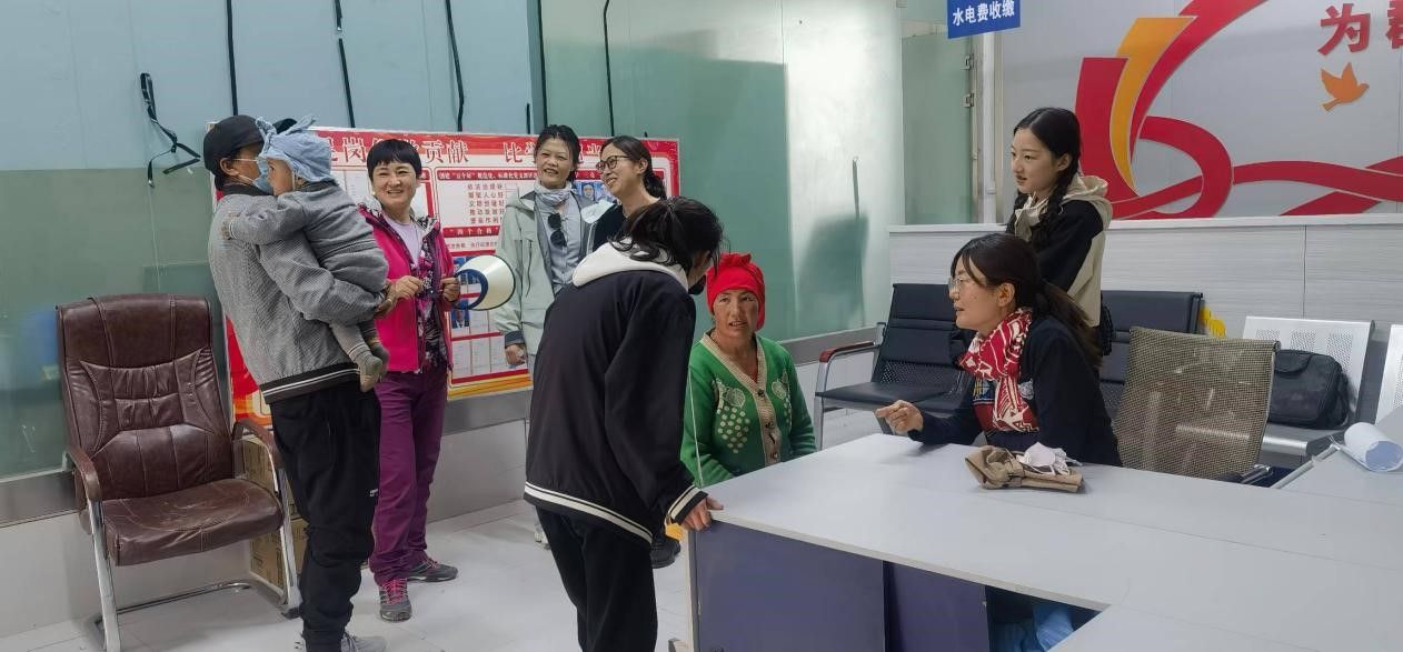 必一体育博雅常怀慕峰葱岭丝路共迎祖国华诞 ——北大师生2024年暑期赴塔县登山科考社会实践活动侧记(图10)