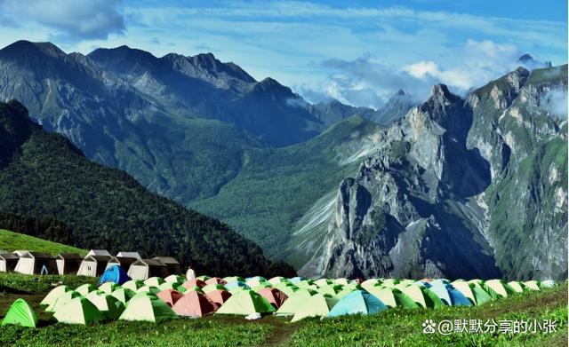 九顶山:大自然的瑰丽宝藏必一体育官网(图6) 九顶山:大自然的瑰丽宝藏必一体育官网(图6)