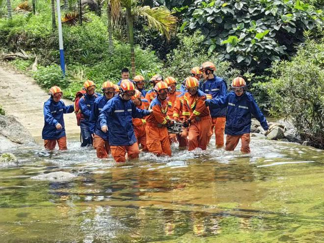 2名男子登山失联多天1人不幸遇难!必一运动(图2) 2名男子登山失联多天1人不幸遇难!必一运动(图2)