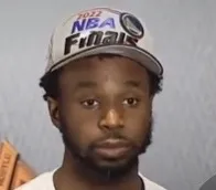 珠峰让人畏惧 登山遇到雪崩纪录片段 看着队友遇难 自己毫无抵抗力必一体育(图5)