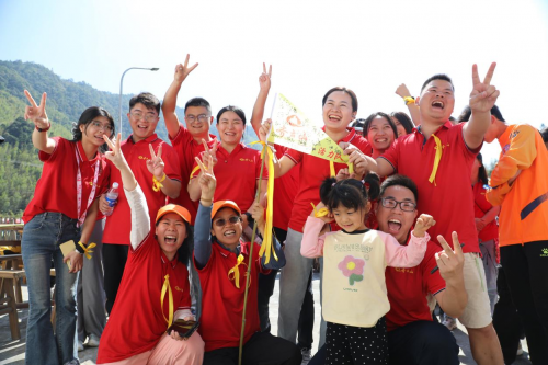 够野你就来——2024中国南酸枣之乡旅游文化音乐节齐云山登山节圆满收官必一体育官网(图14) 够野你就来——2024中国南酸枣之乡旅游文化音乐节齐云山登山节圆满收官必一体育官网(图14)