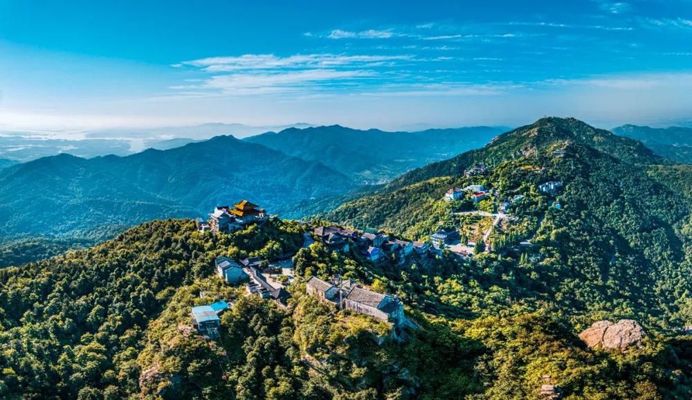 必一运动平台游黄陂 寻秋韵 木兰登山节“燃”动全城(图5) 必一运动平台游黄陂 寻秋韵 木兰登山节“燃”动全城(图5)