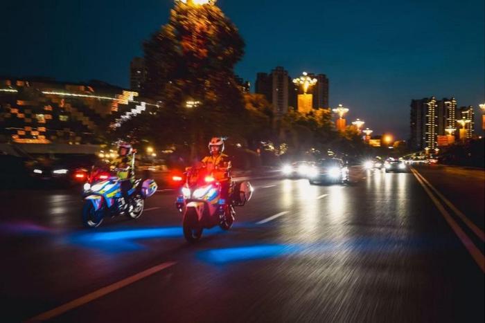 双线征战 领克全系亮相CHC中国汽车登山赛锦标赛(图5) 双线征战 领克全系亮相CHC中国汽车登山赛锦标赛(图5)